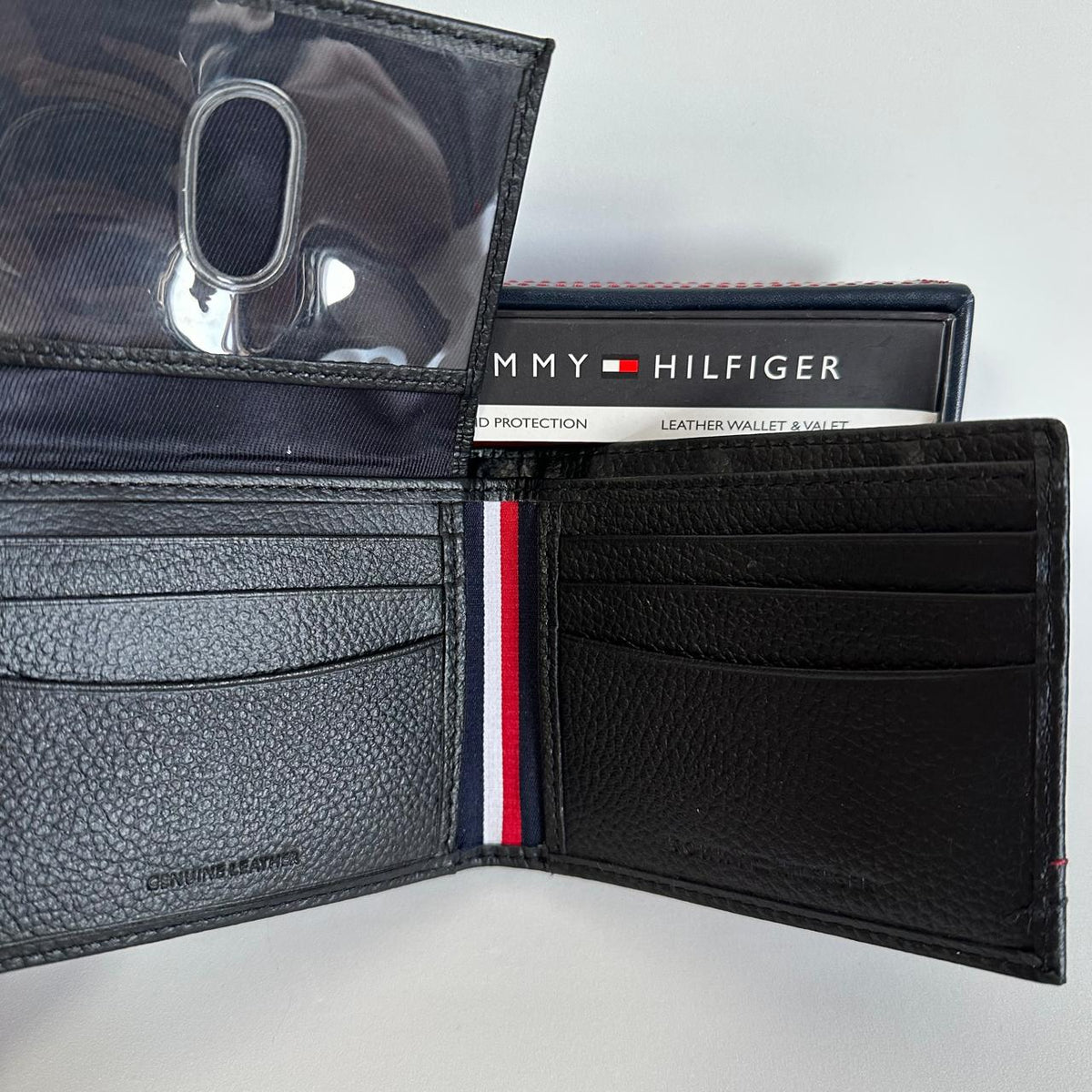 Cartera Leather Wallet & Valet – Tommy Hilfiger