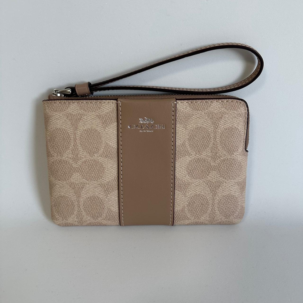 Cartera - Muñequera Coach (Beige con blanco)