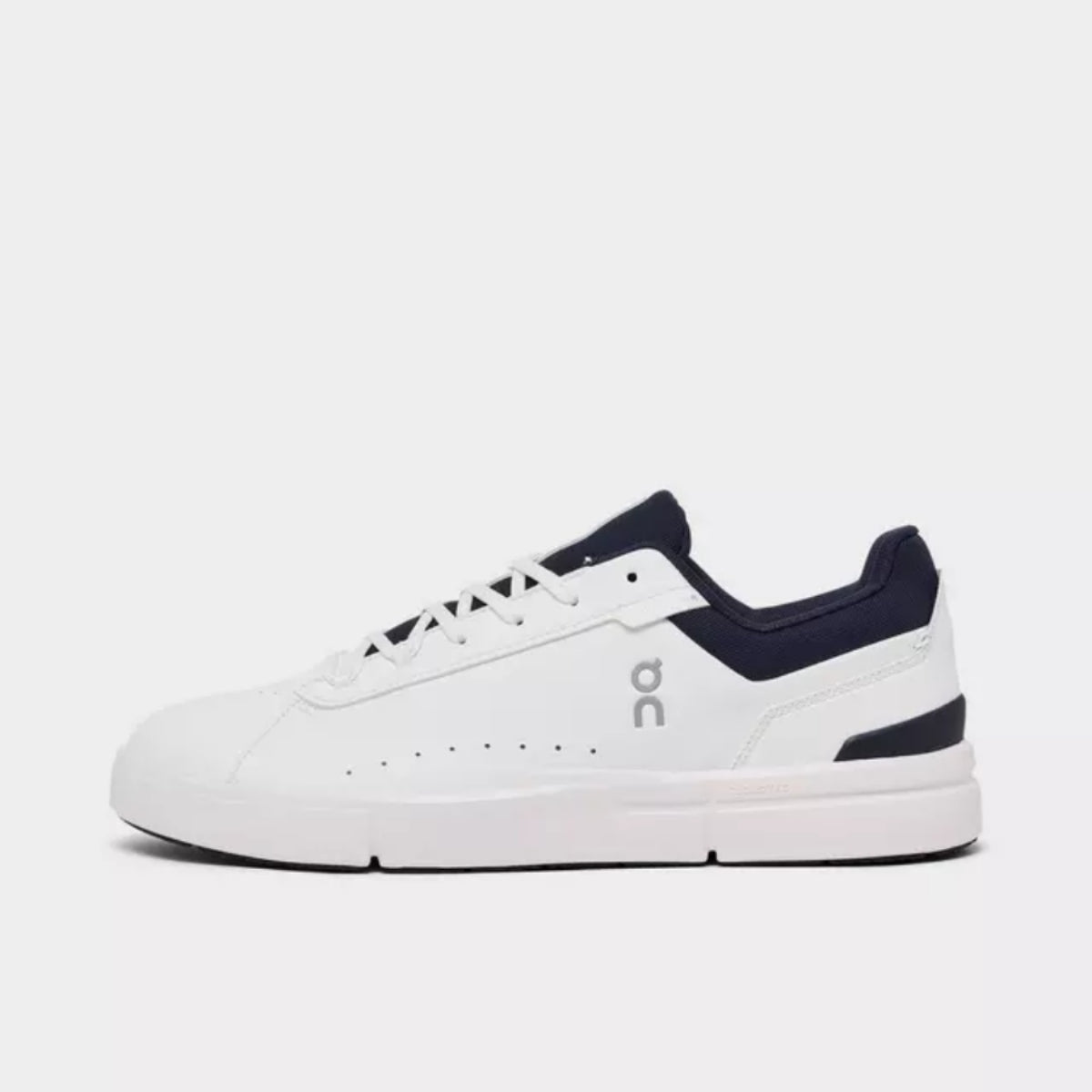 On The Roger Advantage White Midnight